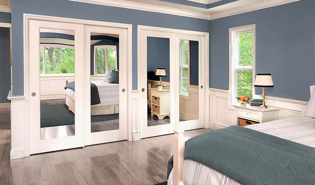 Sliding Closets Bypass Bi Fold Door, Are Mirrored Closet Doors Out Of Style 2018
